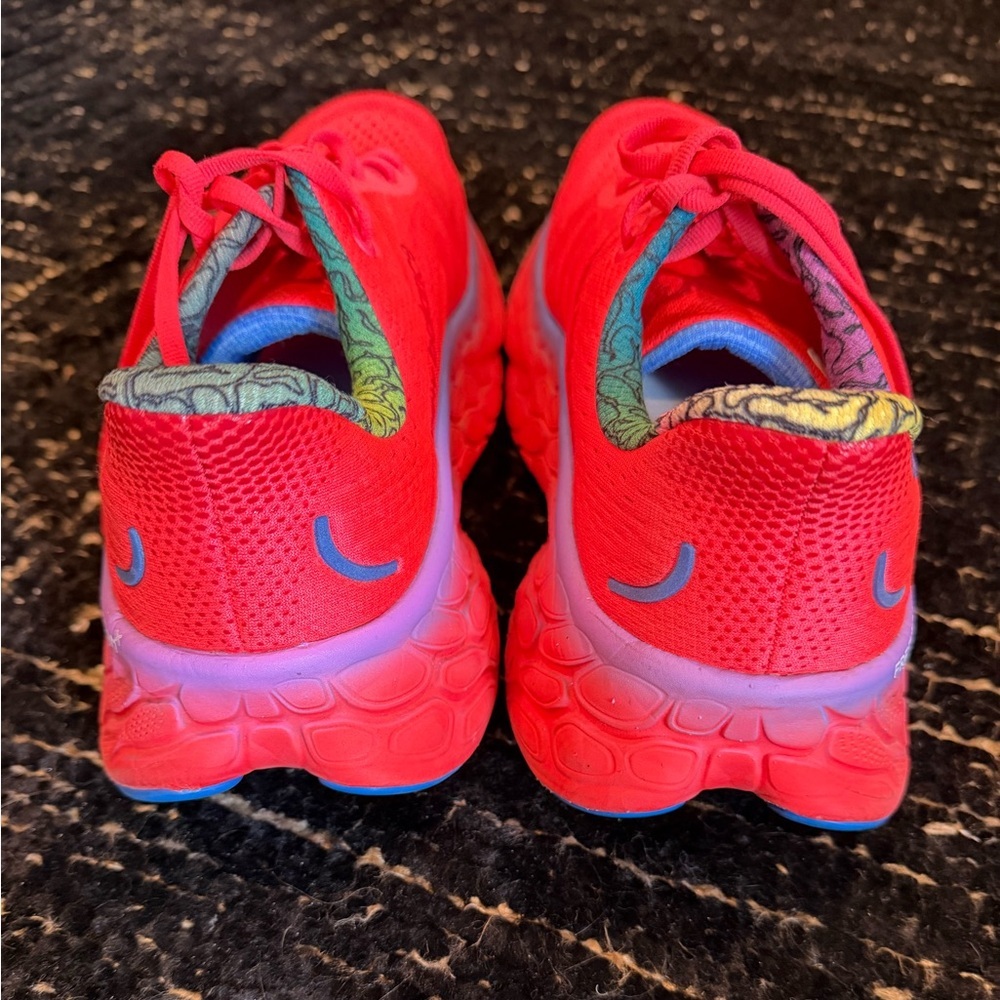 Mens New Balance Fresh Foam X More v4 - Electric Red Bright Lapis EUC Size 12 - Picture 3 of 9